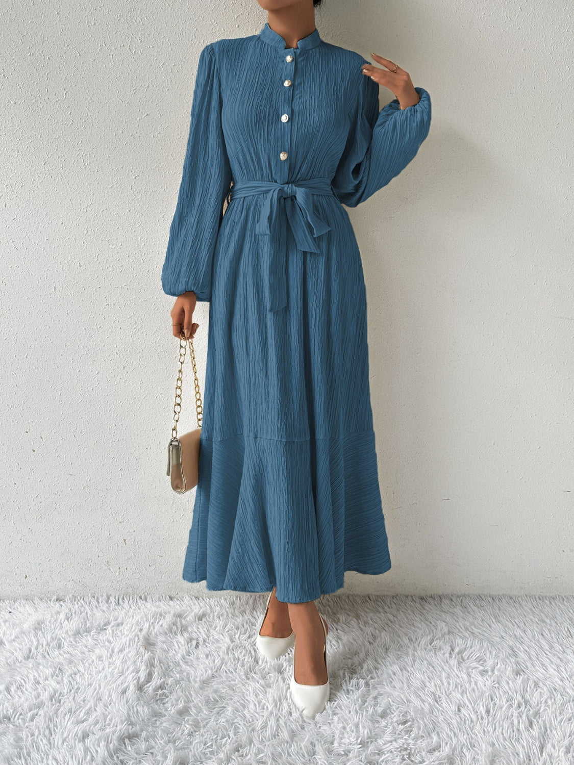 Elegant Long Sleeve Dress – Lightweight Chic Gown for All Occasions