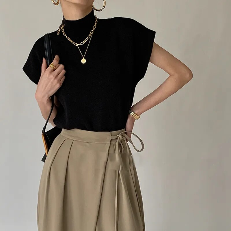Turtleneck Knit Top Women – Short Sleeve Jumper for Casual Style