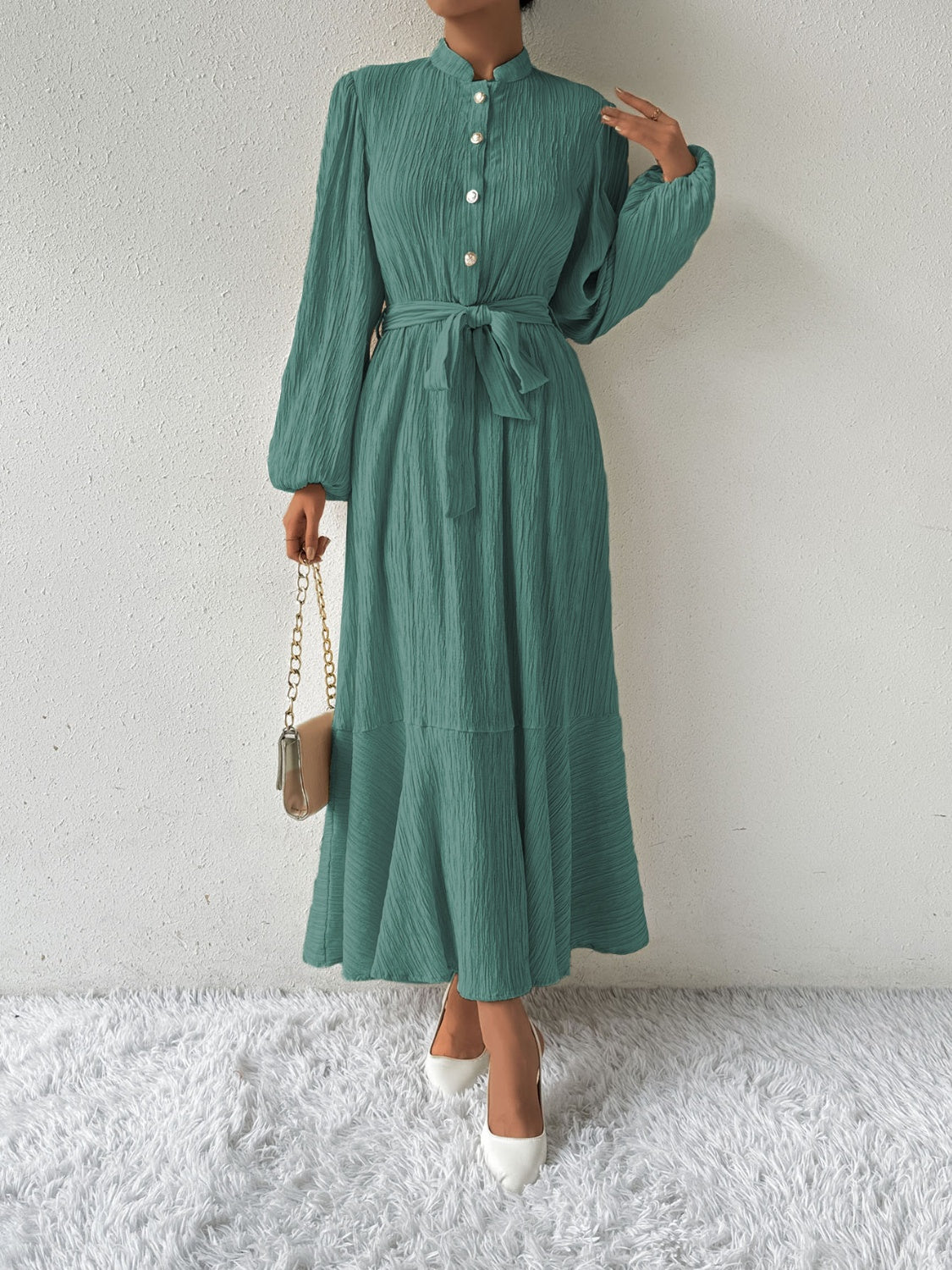 Elegant Long Sleeve Dress – Lightweight Chic Gown for All Occasions