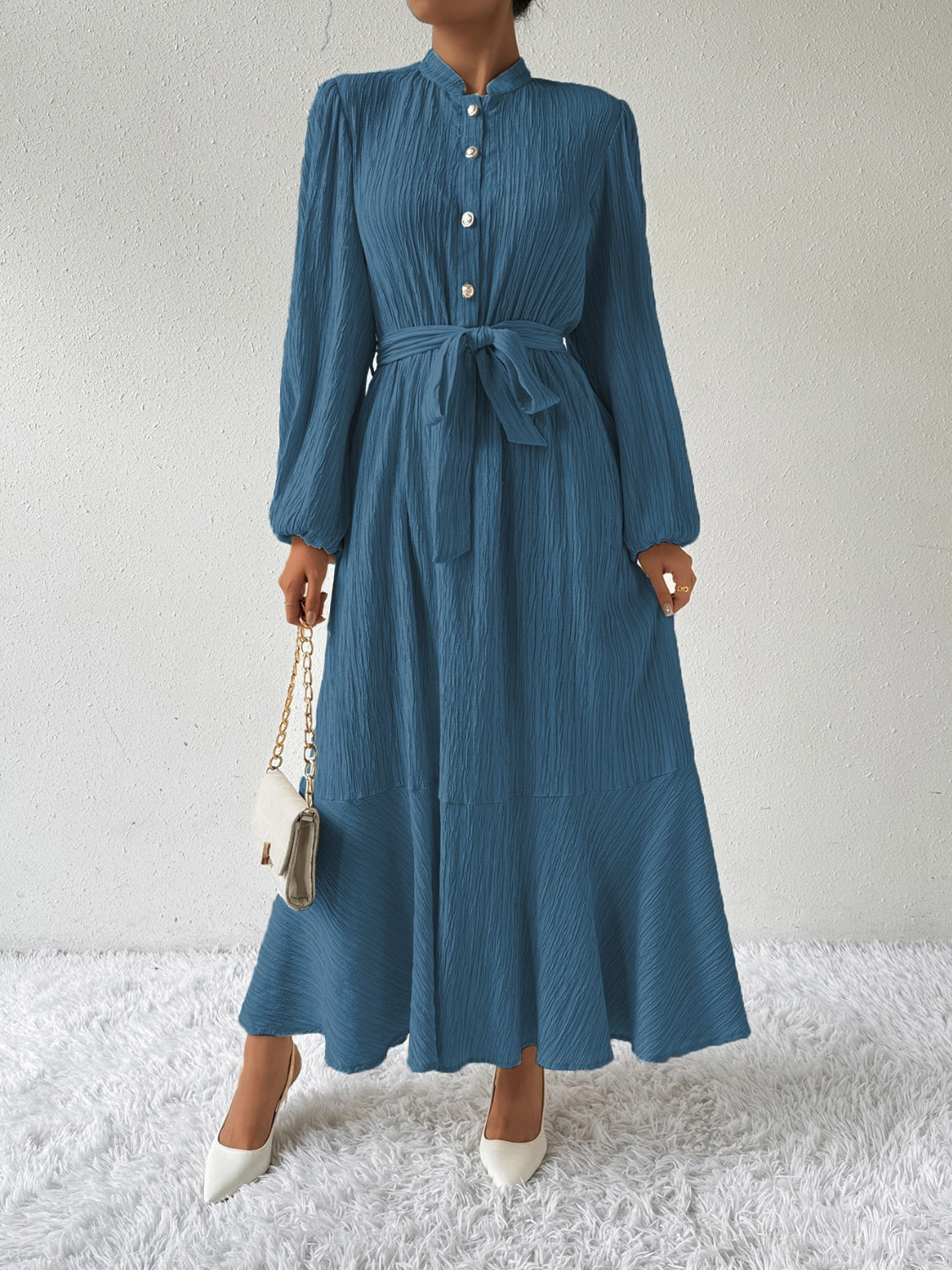 Elegant Long Sleeve Dress – Lightweight Chic Gown for All Occasions