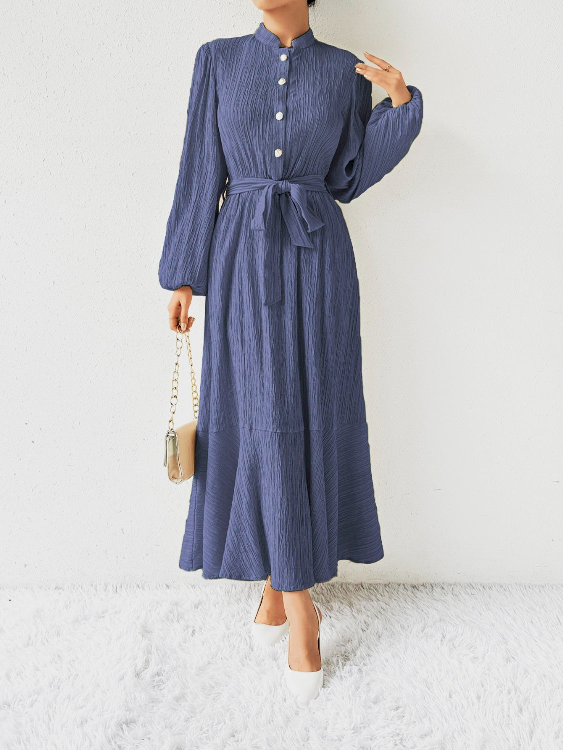 Elegant Long Sleeve Dress – Lightweight Chic Gown for All Occasions