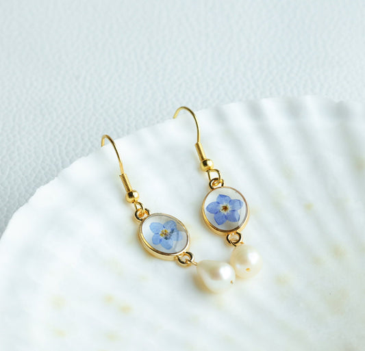 Gold Forget Me Not Flower Earrings