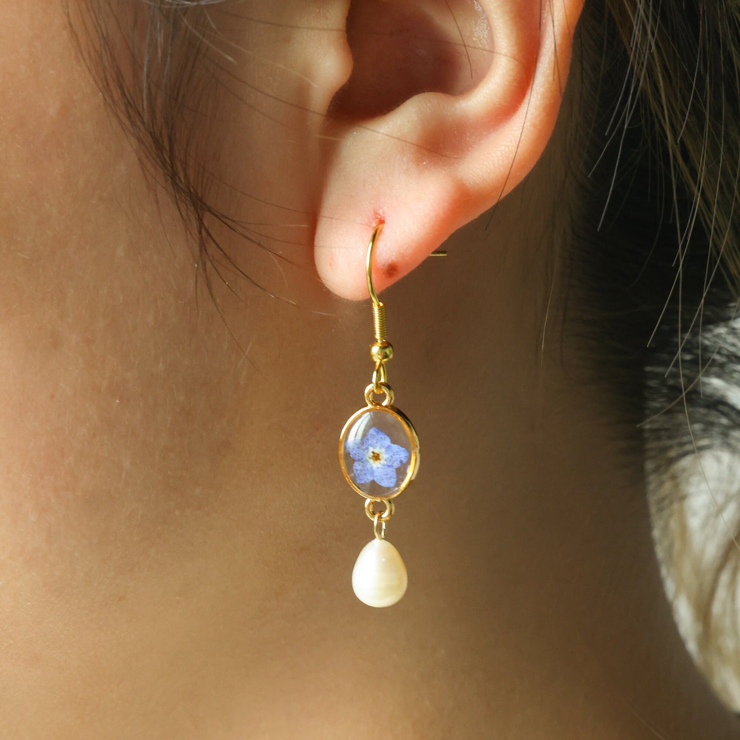 Gold Forget Me Not Flower Earrings