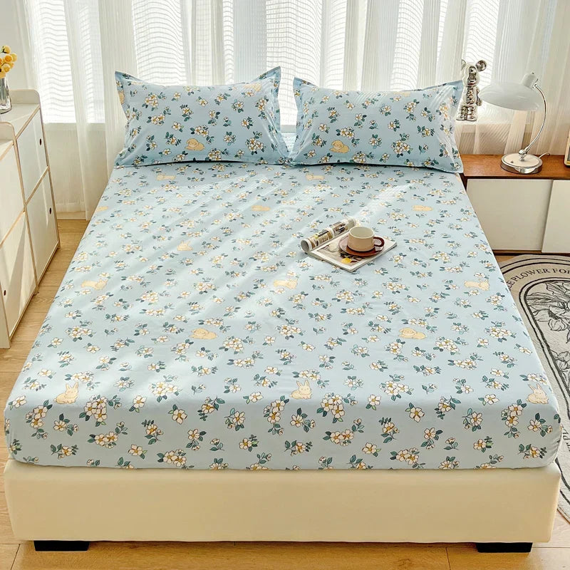 Fitted Sheet with Print for Bedroom Comfort and Style - Soft, Durable Material