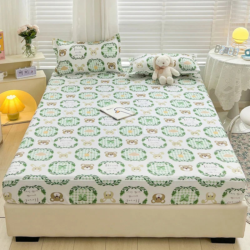 Fitted Sheet with Print for Bedroom Comfort and Style - Soft, Durable Material