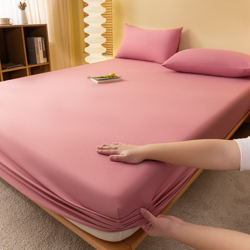 Fitted Sheet in Solid Colours | Soft Elastic Bedding for Home Comfort