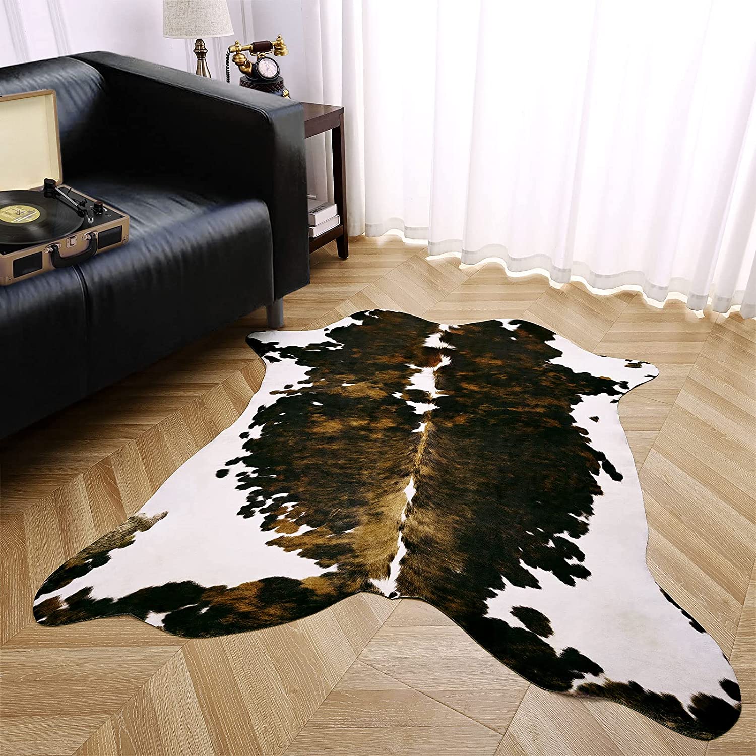 Luxurious Faux Fur Area Rug for Home Decor and Cozy Living Spaces