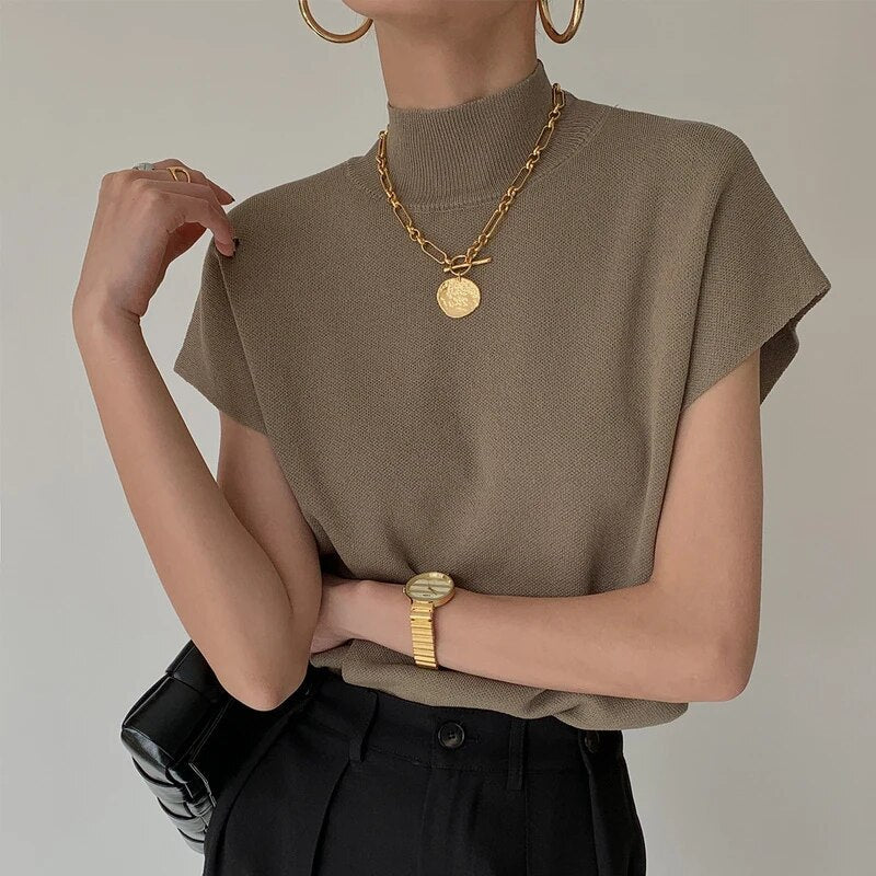 Turtleneck Knit Top Women – Short Sleeve Jumper for Casual Style