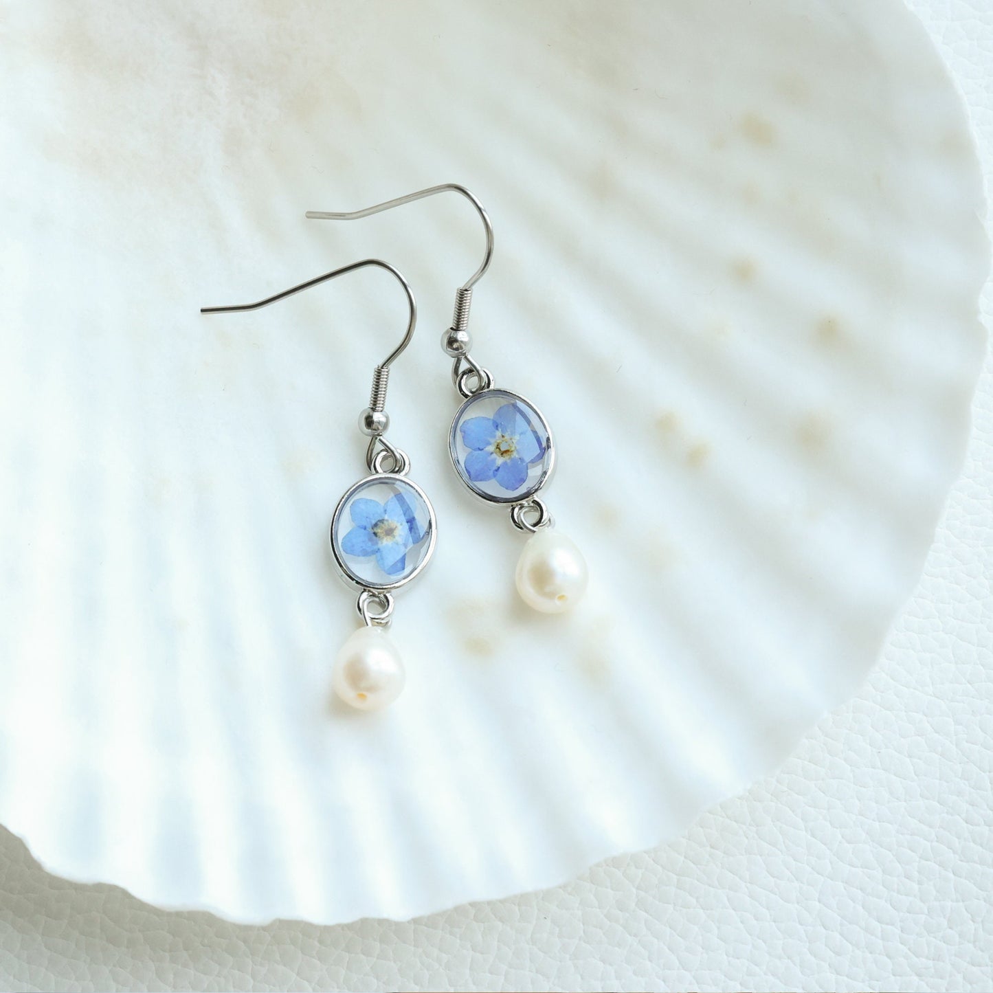 Gold Forget Me Not Flower Earrings